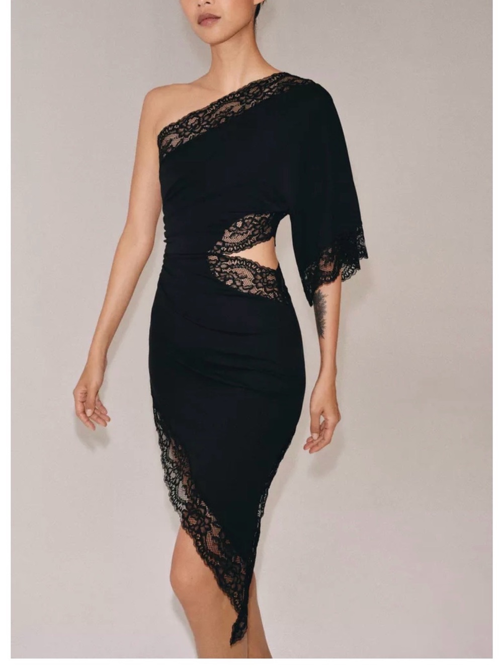 Zara CUT OUT LACE DRESS